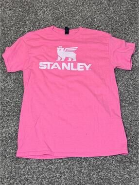 Stanley Pink Logo Tee – Size Medium 💖
